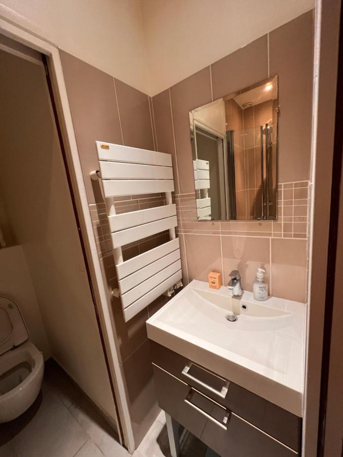Studio Alesia - Hala Paris Appartement Buitenkant foto
