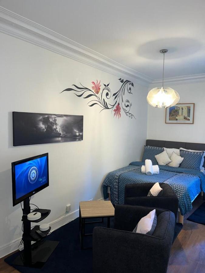 Studio Alesia - Hala Paris Appartement Buitenkant foto